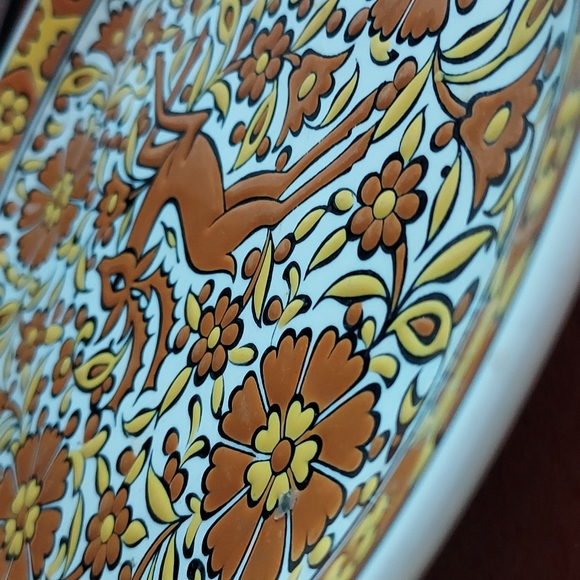 2 /$20 πVintage Greek wall plate yellow ππΏ π¦ embossed 8.5" Greece - Picture 3 of 12